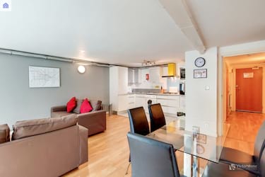 2 bed flat, 7 Macclesfield Road, London, London, EC1V 8AT