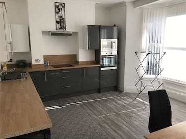 1 bed house, Gwydr Crescent, Uplands, Swansea, SA2 0AB