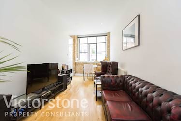 2 bed flat, Thrawl Street, Shoreditch, London, E1 6RW