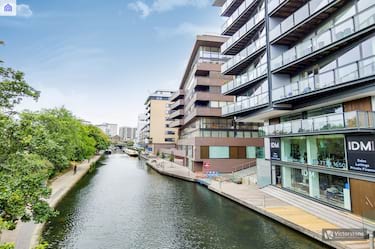 2 bed flat, 1 Poole Street, Shoreditch, London, N1 5EA