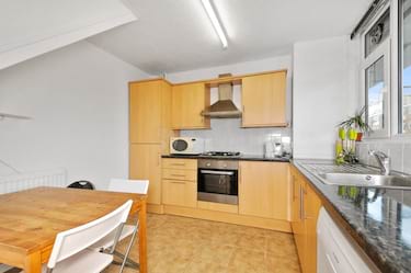 4 bed house, Arden Estate, Shoreditch, London, N1 6QA