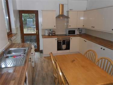 4 bed house, Cromwell Street, Mount Pleasant, Swansea, SA1 6EX