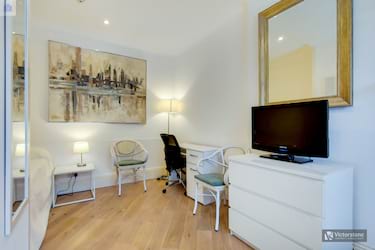 1 bed studio, Craven Hill Gardens, Paddington, London, W2 3ES