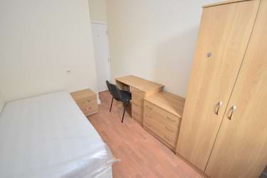 1 bed house, Grange Avenue, Earley, Reading, RG6 1DJ