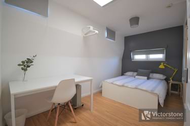 4 bed house, Hanbury Street, Brick Lane, London, E1 5JP