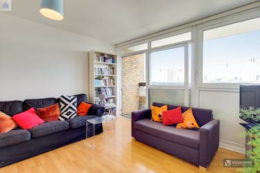 3 bed flat, Daling Way, London, London, E3 5ND