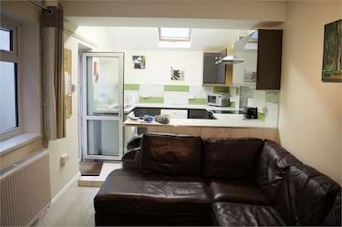 5 bed house, Baglan Street, Port Tennant, Swansea, SA1 8JZ