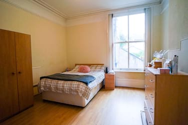1 bed flat, 29 Endcliffe Rise Road, Botanical Gardens, Sheffield, S11 8RU