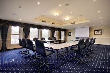 Clarion Hotel On Canterbury