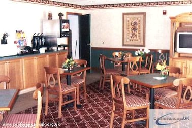 breakfast room