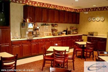 breakfast room