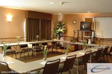 meeting room ushape layout