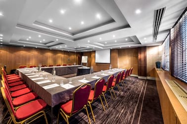 Courthouse Hotel London