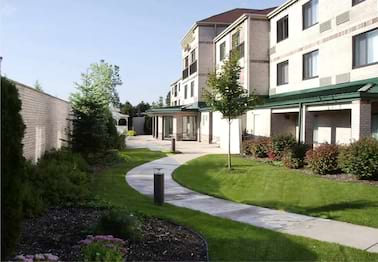 Courtyard Detroit Brighton
