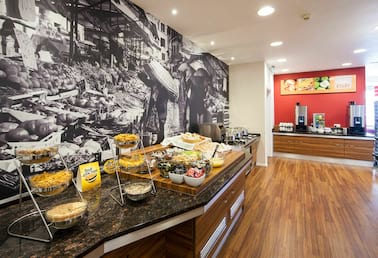 Express By Holiday Inn Leicester Walkers Stadium