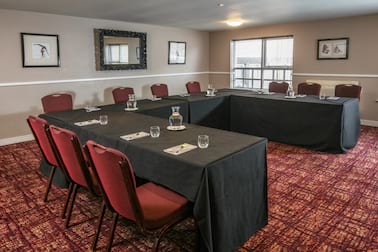 Gloucester Robinswood Hotel By Sunday