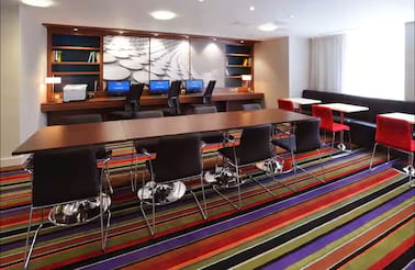 Hampton by Hilton Birmingham Broad Street