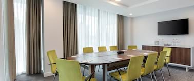 Hampton By Hilton London Stansted Airport