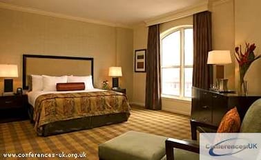Hilton Alexandria Old Town