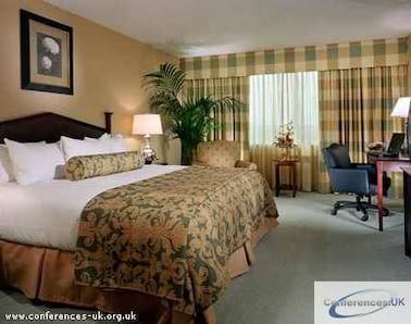Hilton East Brunswick