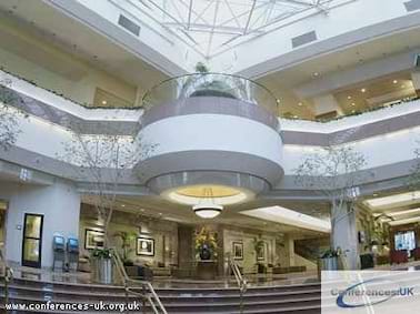Hilton Long Beach and Executive Meeting Center