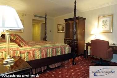 Hilton Rye Town