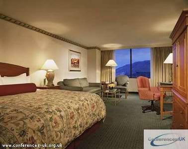 Hilton Salt Lake City Center