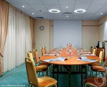 Petite France Meeting Room