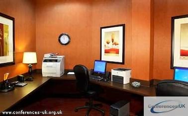 Hilton Suites Brentwood