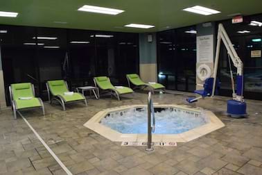 Holiday Inn Express Hotel and Suites Rochester Webster