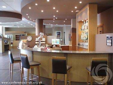 Hotel Bar