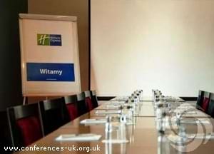Holiday Inn Express Warsaw Airport