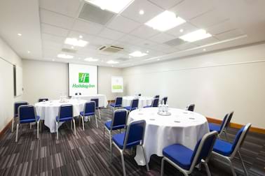 Holiday Inn Gatwick Airport