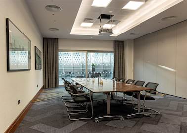 Hotel La Tour Milton Keynes