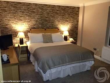 Kilmorey Arms Hotel