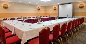 LaGuardia Plaza Hotel New York