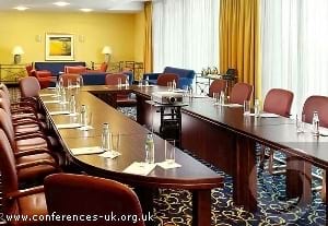 Marriott Courtyard Warsaw Airport