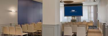 NH Bologna De La Gare Italy