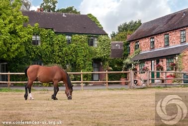 Oak Tree Farm Hotel