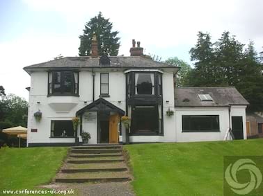 Old Rose and Crown Hotel