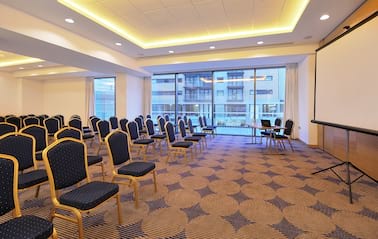 Pestana Chelsea Bridge Hotel and Spa