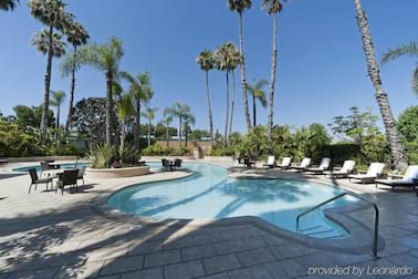 Radisson Hotel Newport Beach