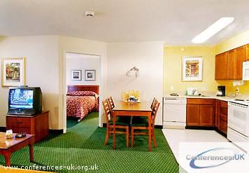 Suite Lounge.