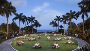 Grand Lawn