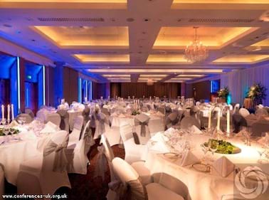 Dining in the Palace Suite