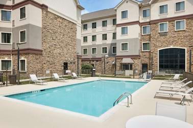 Staybridge Suites Durham - Chapel Hill - RTP