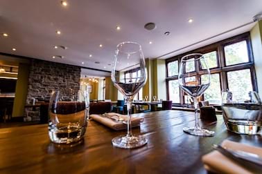 Stonecross Manor Hotel