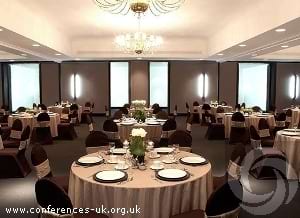 TRYP by Wyndham Quebec Hotel Pur