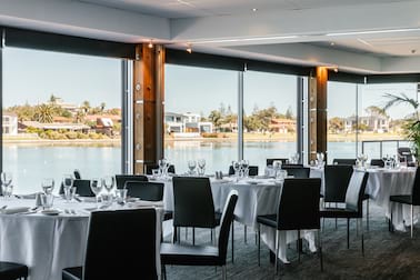 Westlakes Hotel