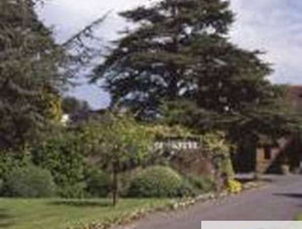 Careys Manor Hotel and SenSpa